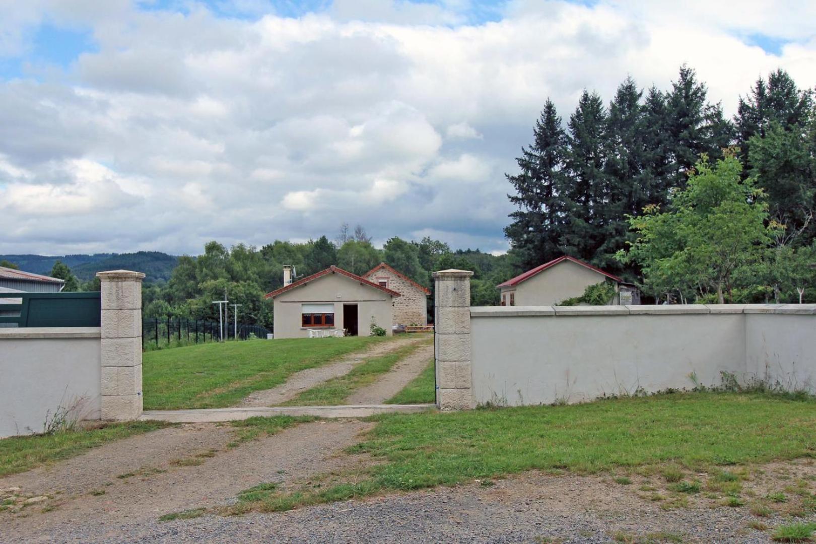 Villa Au Bon Accueil à Peyrat-le-Château Extérieur photo